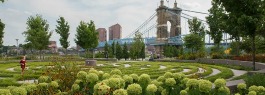 Smale-Riverfront-Parks-Roebling-labyrinth-listing.jpg