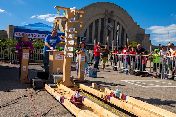 Lots of fun outdoor activities at 2014 Cincinnati Mini Maker Faire